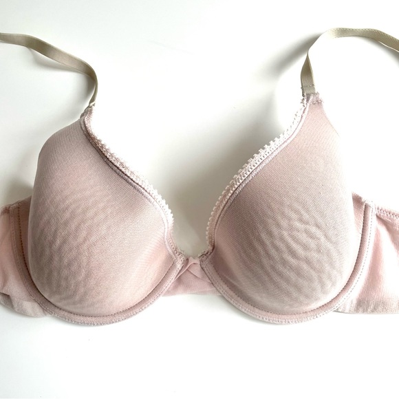 ON GROSSAMER Three Underwire Lightly Lined Bra. - Picture 2 of 6